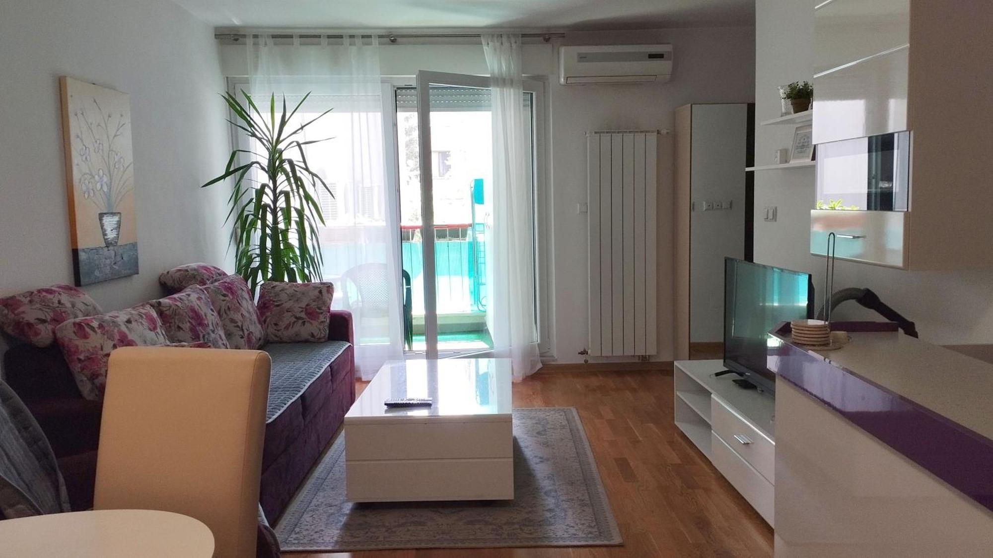 Quiet Apartment In City Center, Free Private Parking Sarajevo Exterior foto