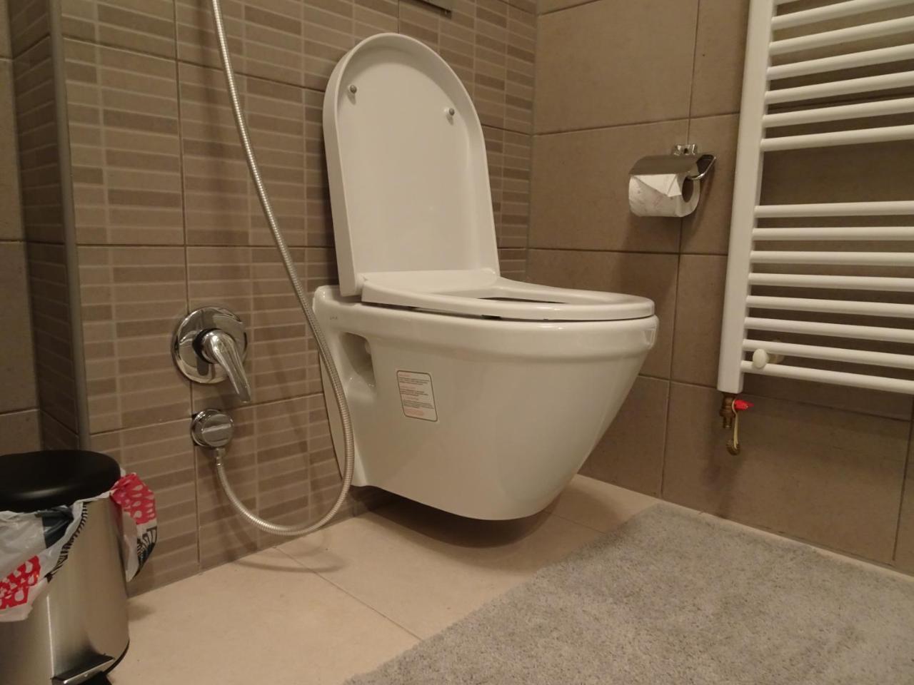 Quiet Apartment In City Center, Free Private Parking Sarajevo Exterior foto